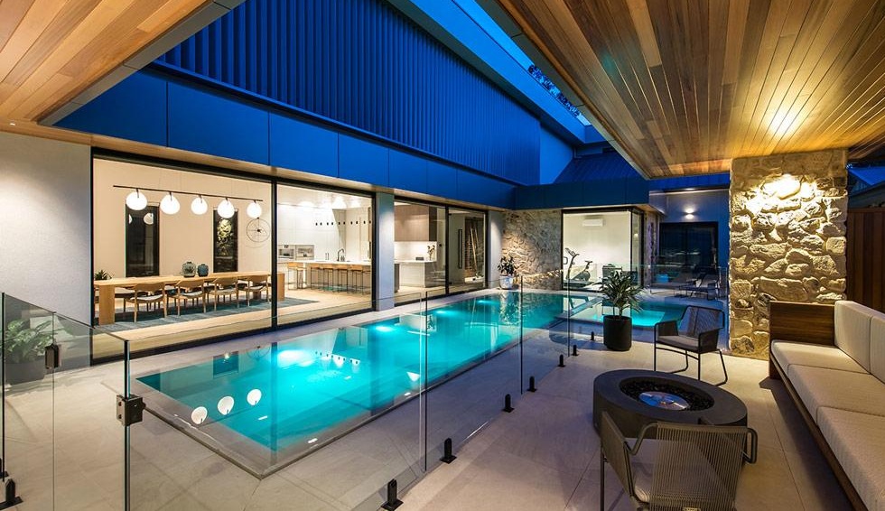 Large pool fence